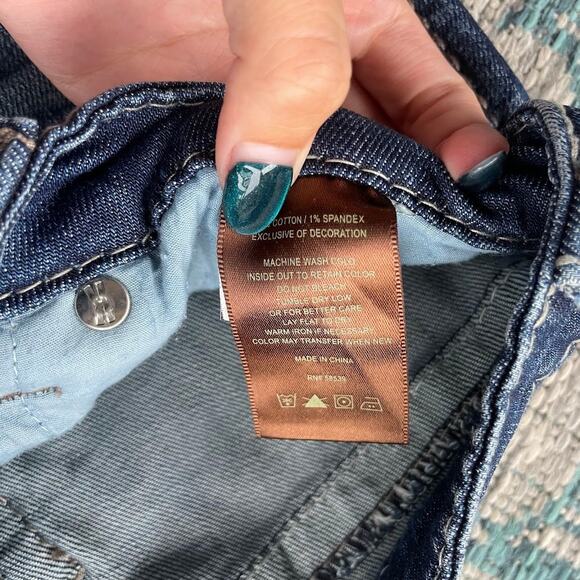 KUT‎ from the Kloth Catherine Dark Wash Denim Cuffed Shorts - Size 4 - Picture 5 of 10